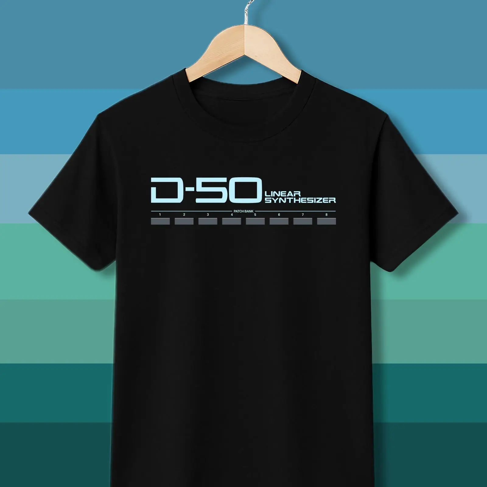 Men'S Fashion Over 50 - T-shirt Roland D 50 Synth, musique